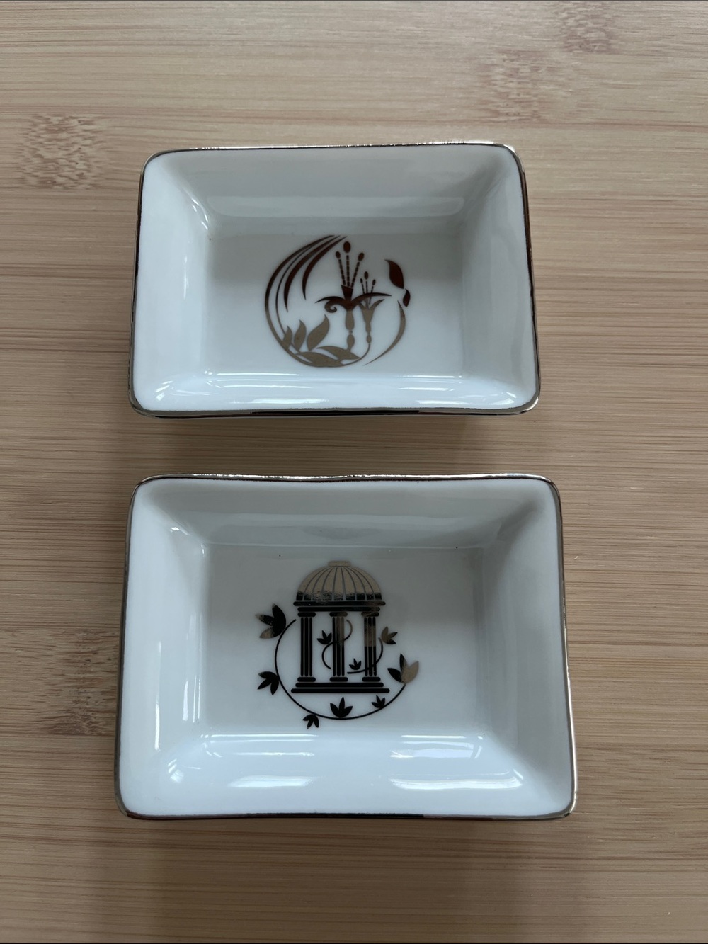 Van Cleef & Arpels mini White Porcelain Trinket ring jewelry dishes